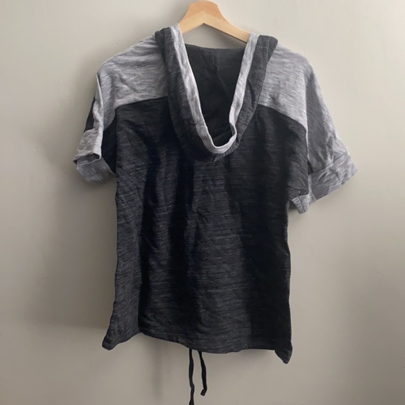 Champion Women's Lightweight Short Sleeves Hoodie - Picture 5 of 6